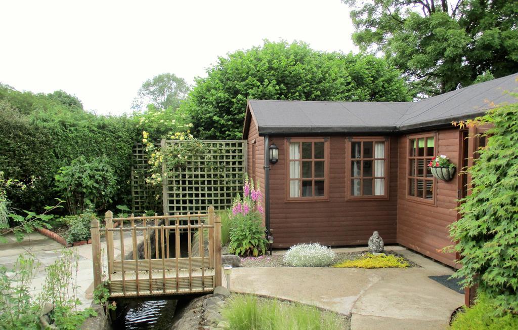The Garden Lodge Llynclys 外观 照片