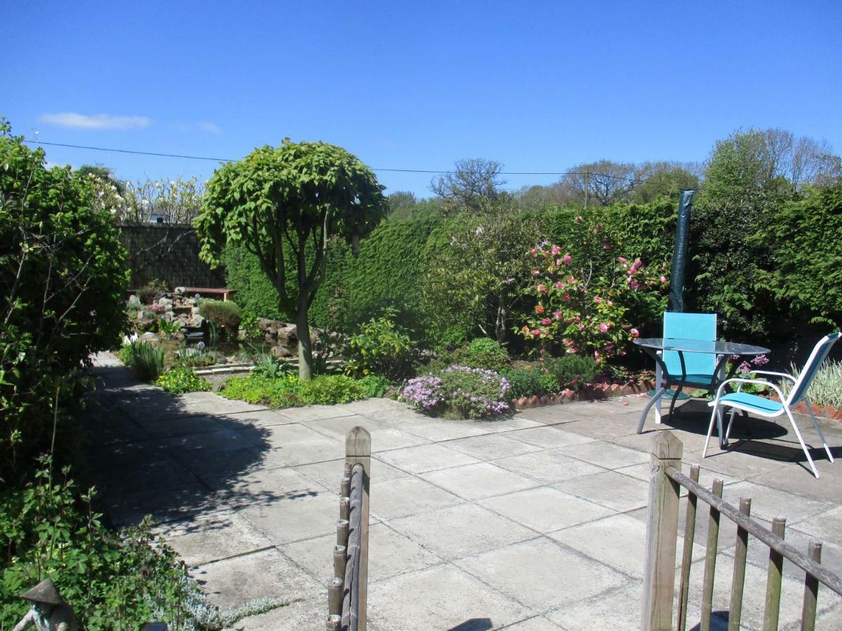 The Garden Lodge Llynclys 外观 照片